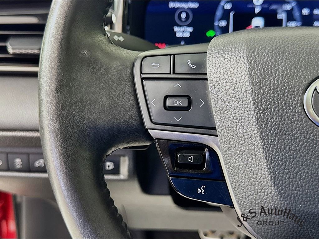 Used 2025 Toyota Camry XSE image 13