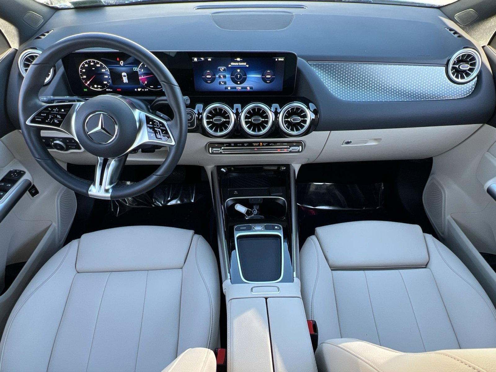 Certified 2025 Mercedes-Benz GLA 250 GLA 250 image 21