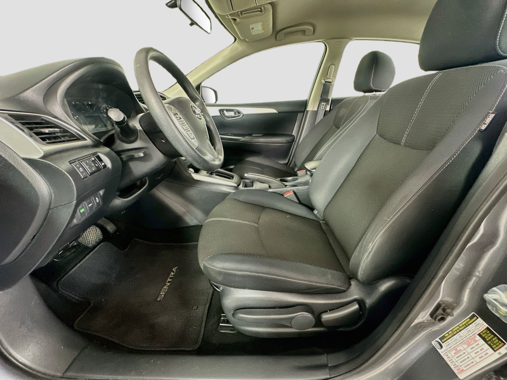 Used 2016 Nissan Sentra S FWD image 13
