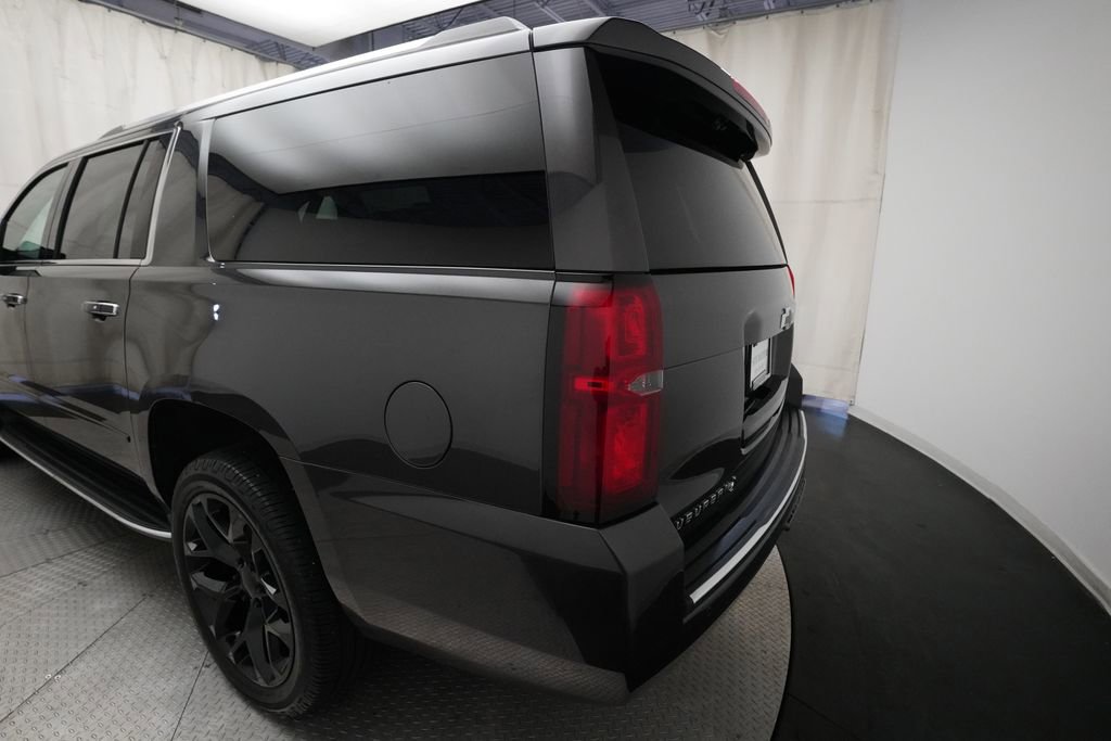 Used 2018 Chevrolet Suburban Premier image 36