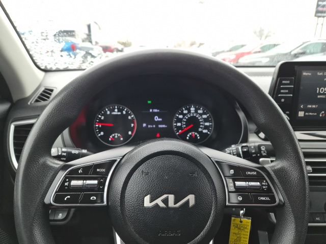 Used 2023 Kia Seltos LX image 15