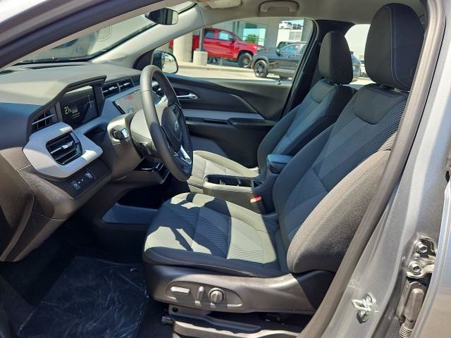 New 2027 Chevrolet Bolt LT w/ Comfort Package FWD image 17