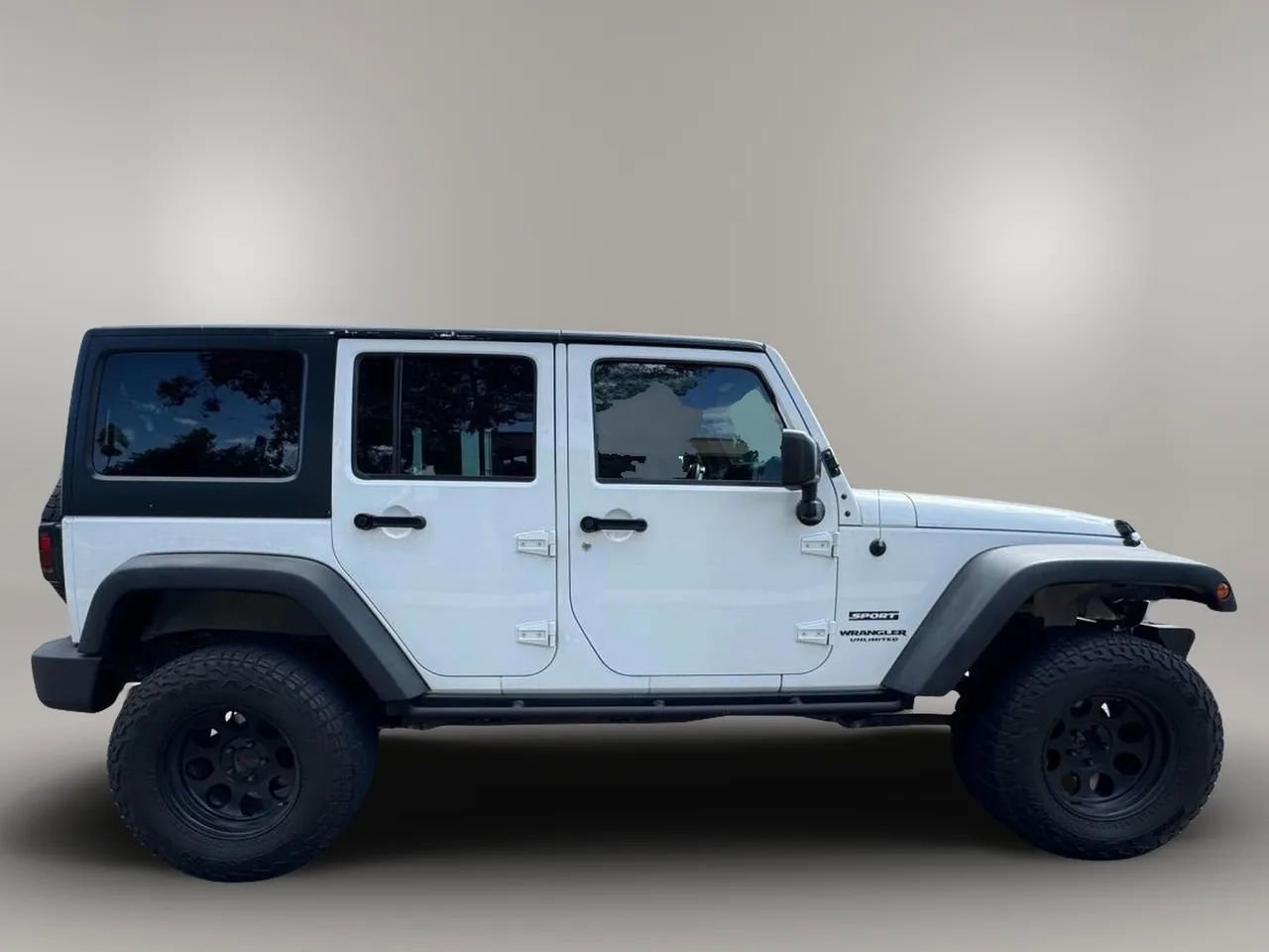 Used 2017 Jeep Wrangler Unlimited Sport AWD/4WD image 11