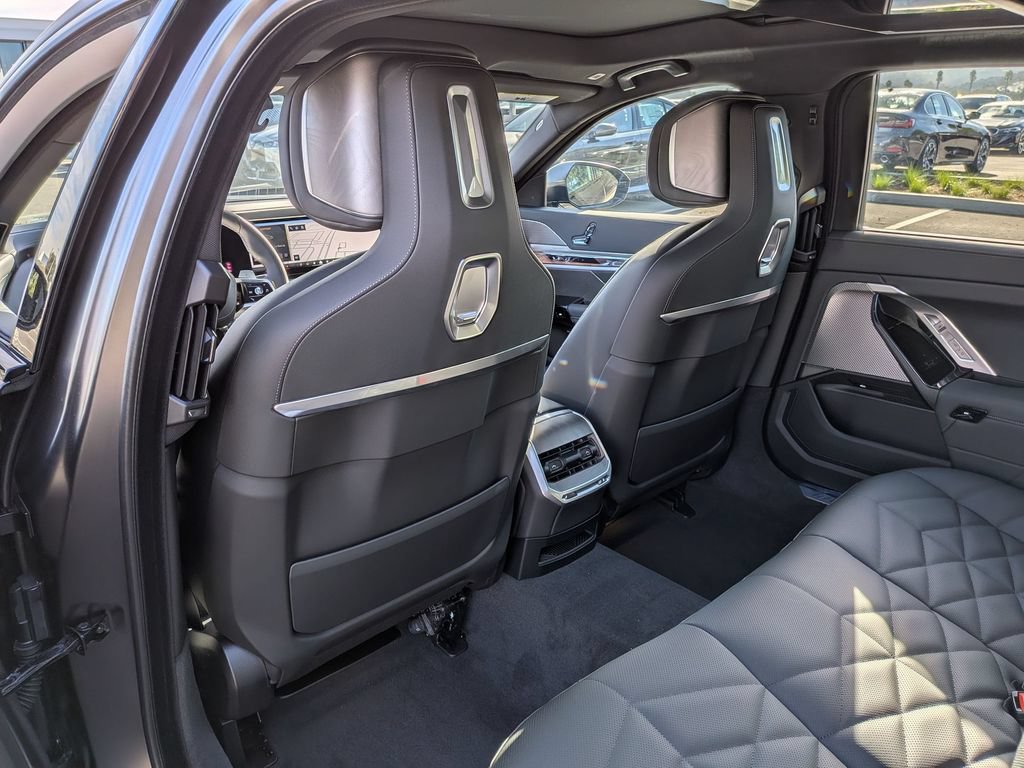 New 2026 BMW 740i RWD image 35