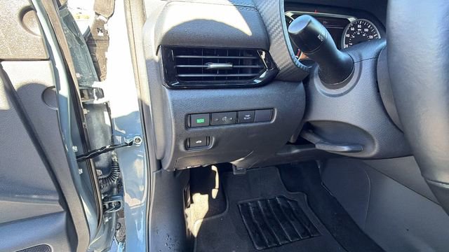 Used 2025 Nissan Sentra SV w/ All-Weather Package image 30