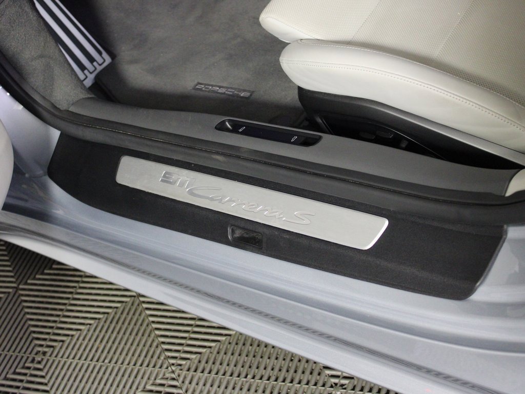 Used 2022 Porsche 911 Carrera S image 18