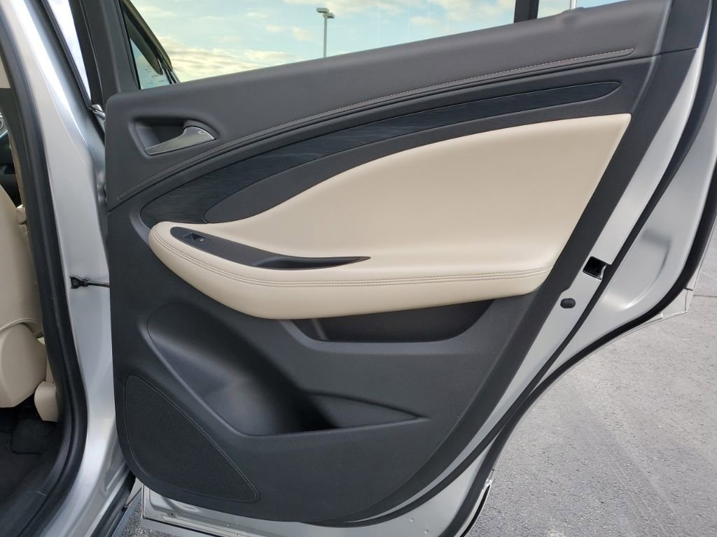 Used 2017 Buick Envision Preferred image 33