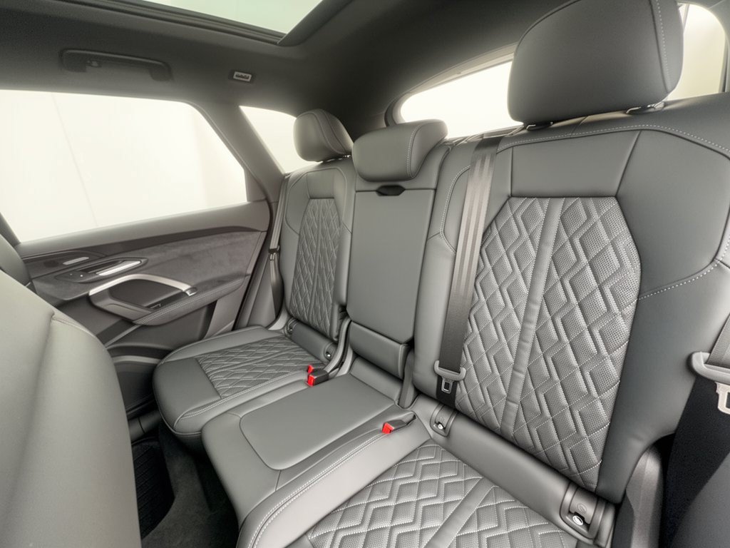 New 2026 Audi SQ5 Prestige AWD/4WD image 25