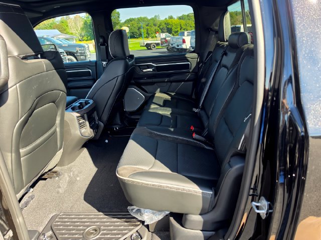 New 2027 RAM 1500 Laramie w/ Laramie Preferred Package AWD/4WD image 10