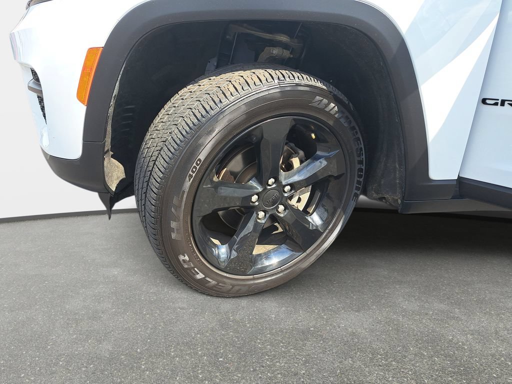Certified 2023 Jeep Grand Cherokee Altitude AWD/4WD image 32