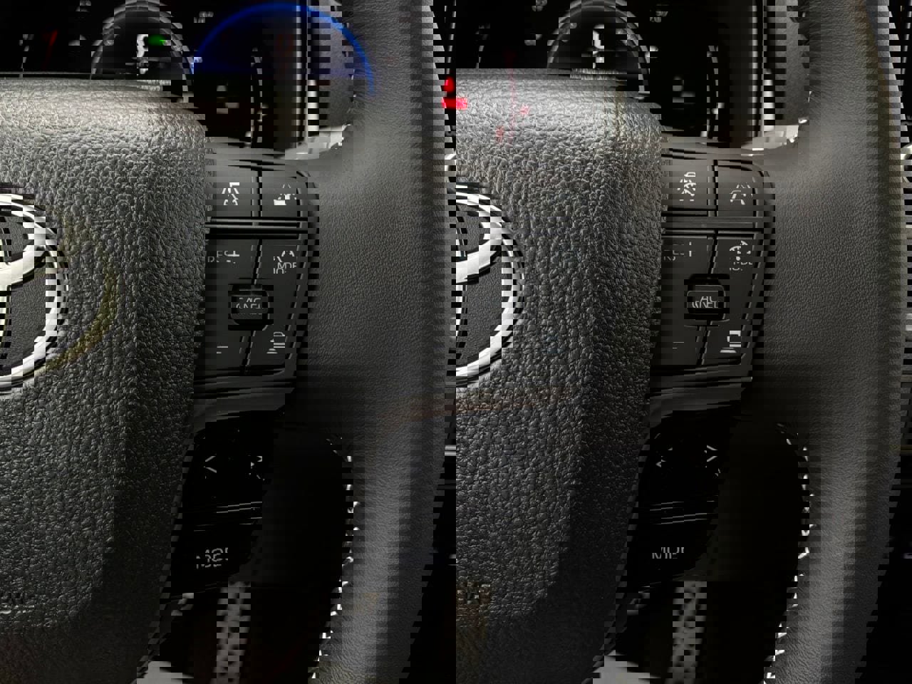 New 2026 Toyota Camry SE image 33