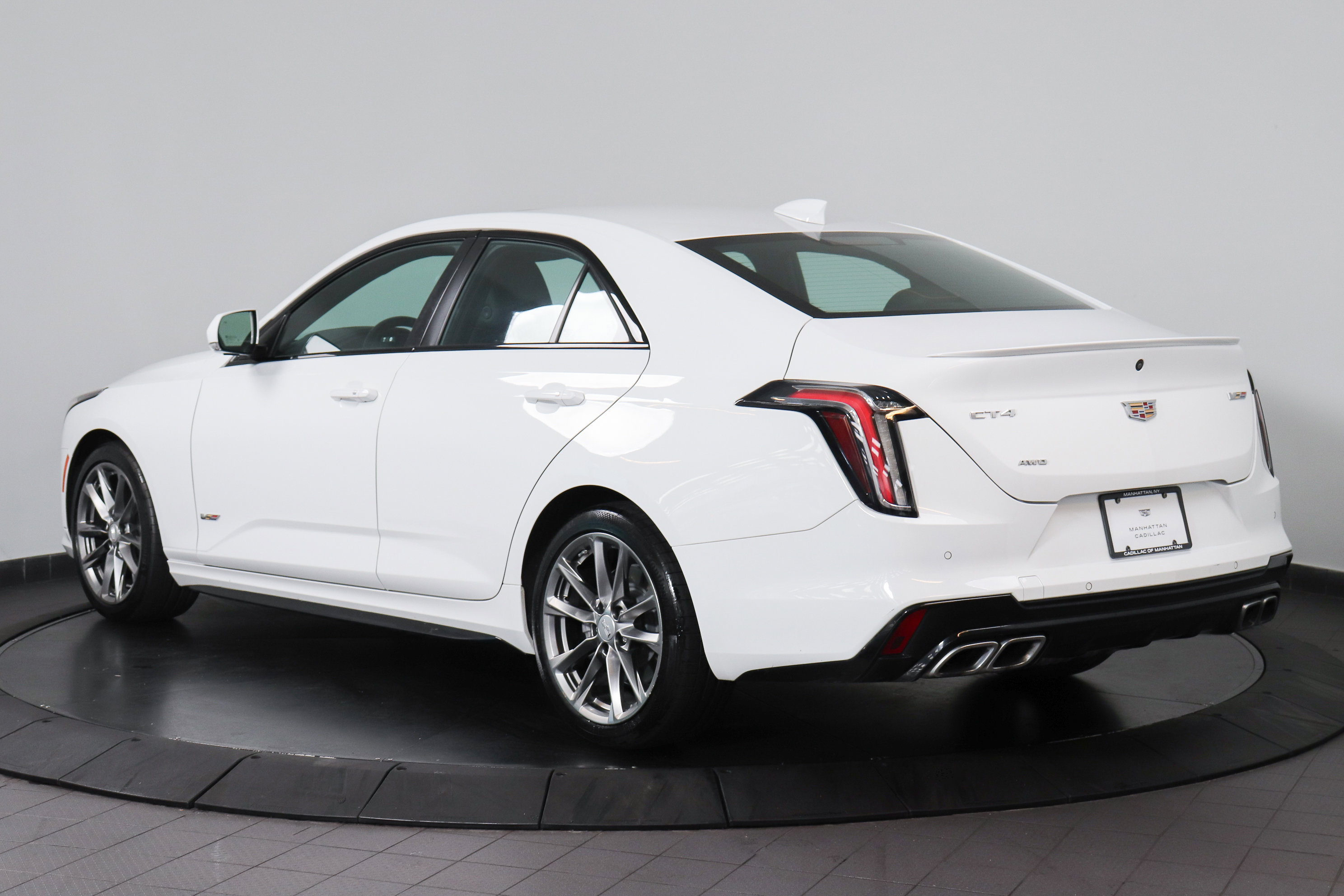 Used 2022 Cadillac CT4 V w/ Navigation Package image 3