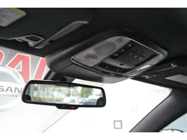 Used 2023 Dodge Charger Scat Pack w/ Plus Group RWD image 21