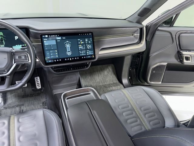 Used 2023 Rivian R1T Adventure AWD/4WD image 27