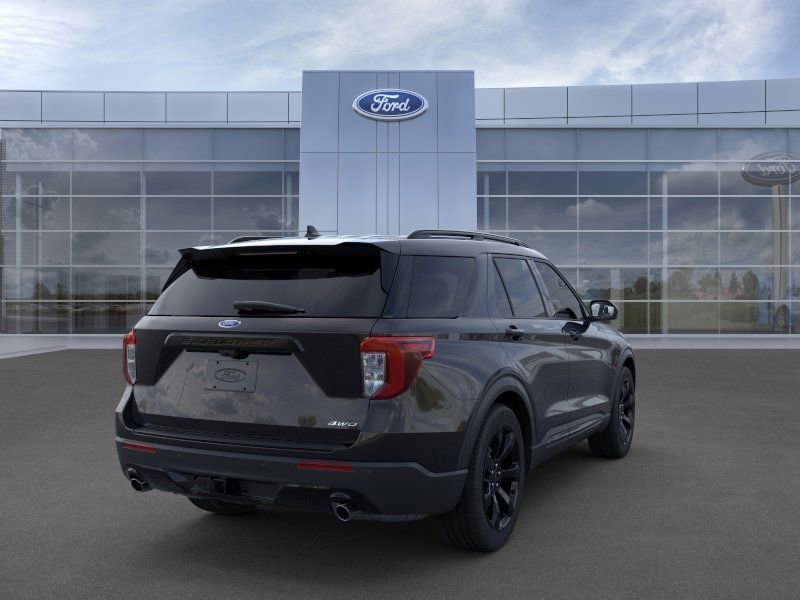 New 2024 Ford Explorer ST-Line w/ Class IV Trailer Tow Package AWD/4WD image 8