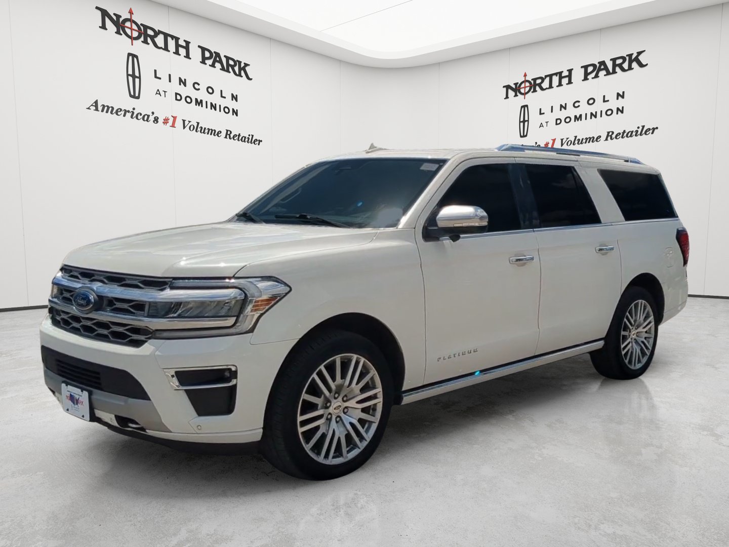 Used 2023 Ford Expedition Max Platinum AWD/4WD image 1