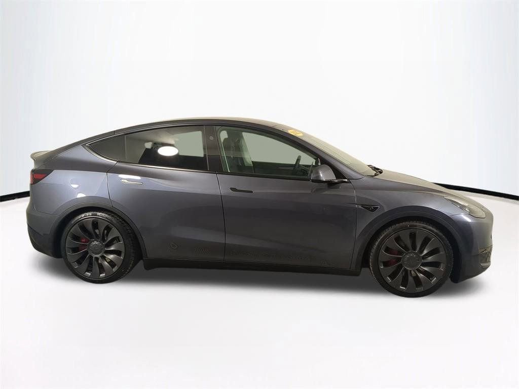 Used 2023 Tesla Model Y Performance image 4