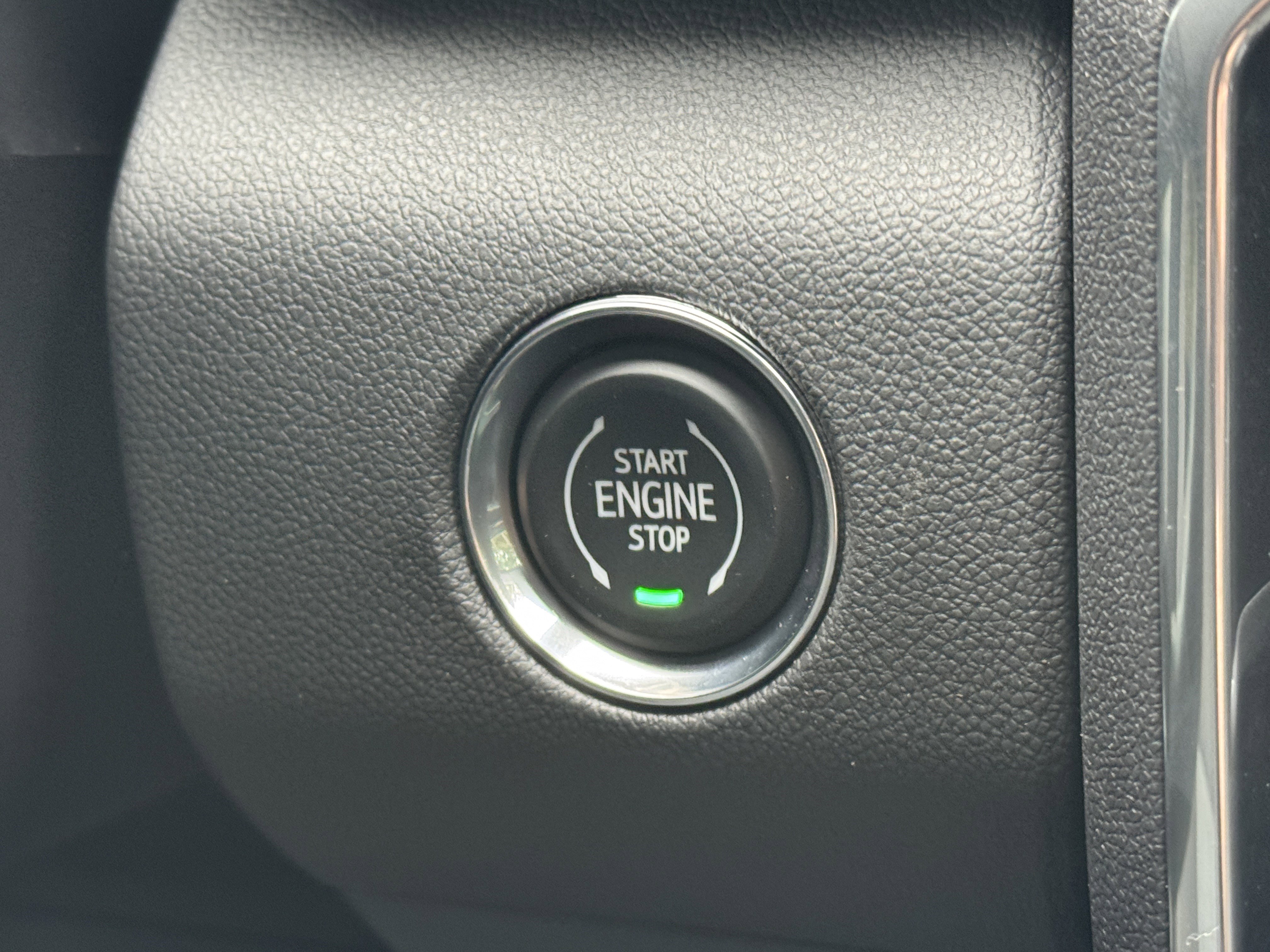 New 2026 GMC Acadia Elevation image 38