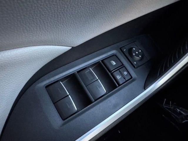 Certified 2023 Toyota RAV4 XLE w/ Convenience Package AWD/4WD image 33