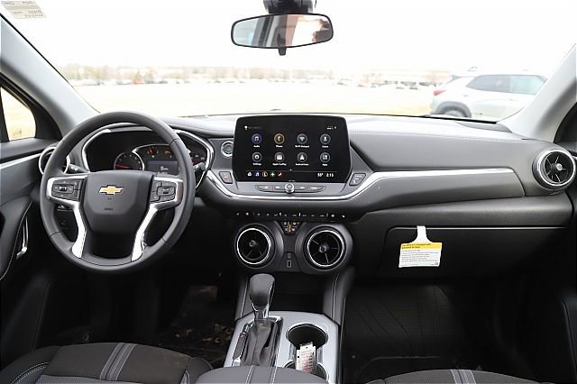 New 2025 Chevrolet Blazer LT w/ Driver Confidence Package image 11