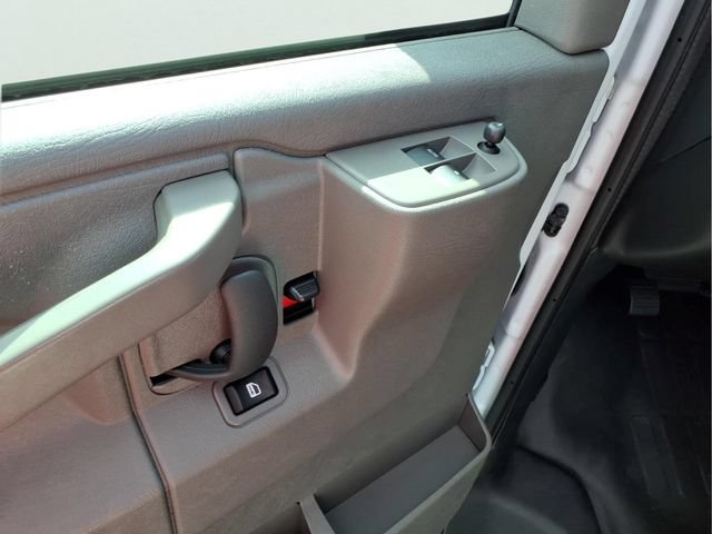 Used 2025 GMC Savana 2500 w/ Driver Convenience Package RWD image 16