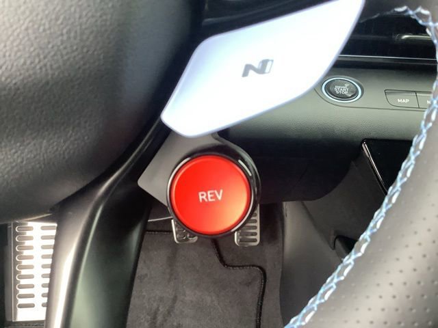 New 2025 Hyundai Elantra N Base image 35