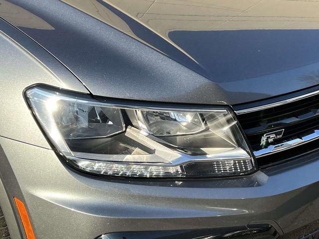 Certified 2021 Volkswagen Tiguan SE R-Line AWD/4WD image 10