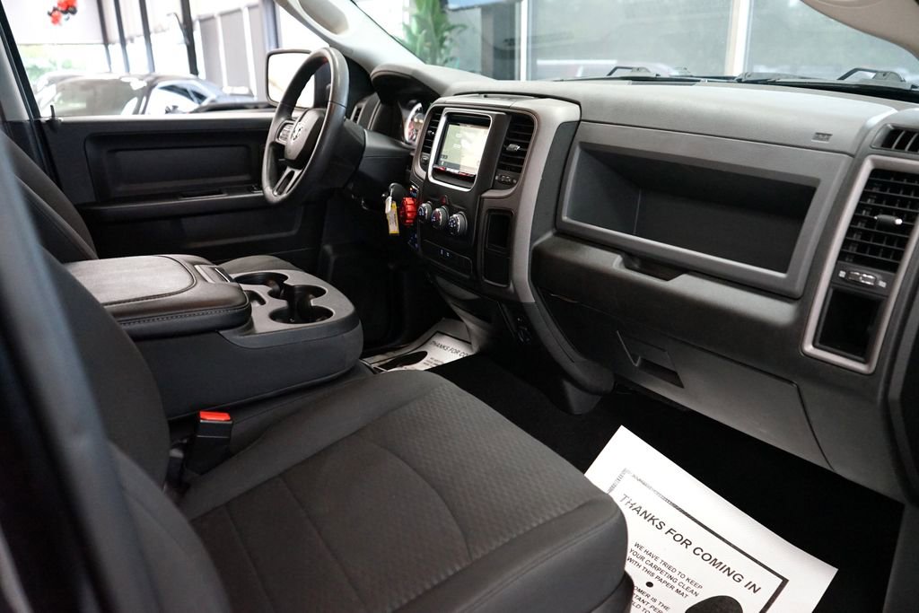 Used 2019 RAM 1500 Express w/ Express Value Package AWD/4WD image 40