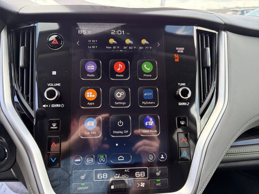 Used 2025 Subaru Outback Onyx Edition w/ Tech Package 3 image 18