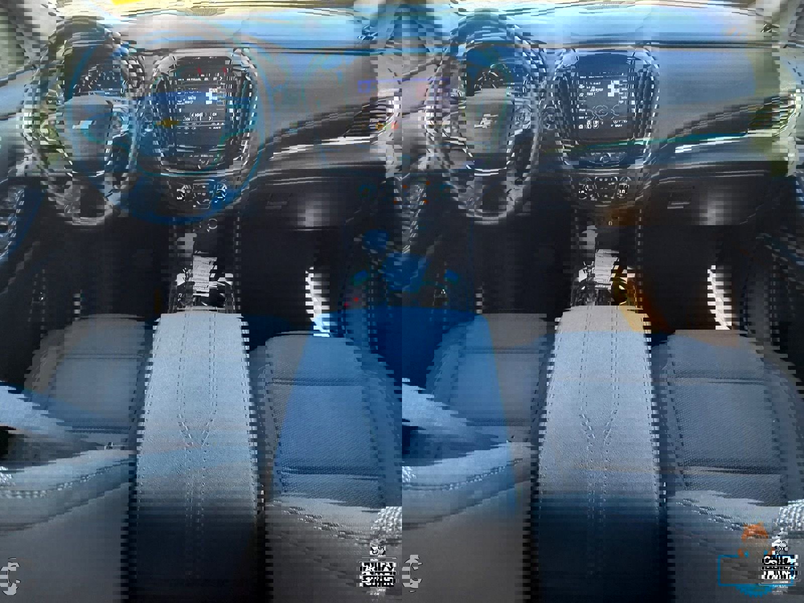 Used 2023 Chevrolet Traverse LT image 14