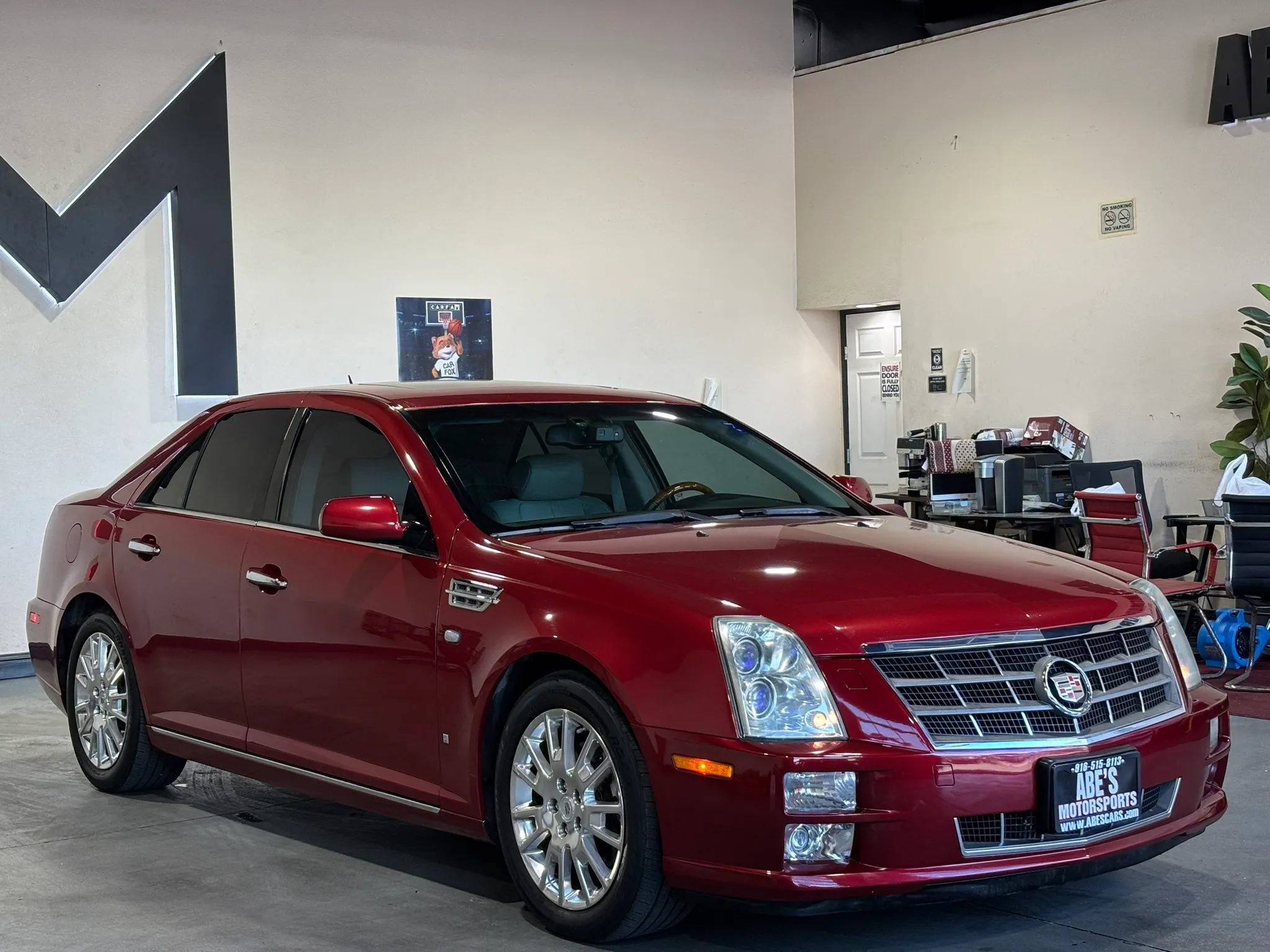 Used 2008 Cadillac STS V8 w/ Preferred Equipment Group image 2