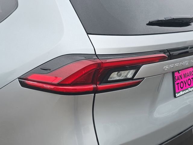 Certified 2025 Toyota Grand Highlander FWD image 36