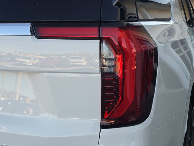 New 2026 GMC Yukon Elevation image 8