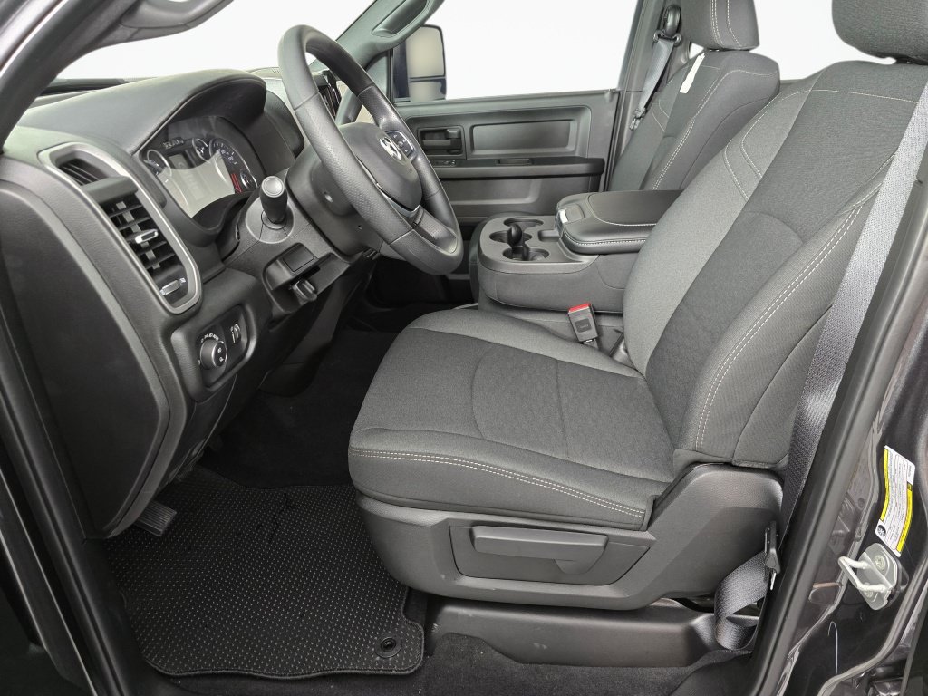 New 2026 RAM 2500 Tradesman AWD/4WD image 17