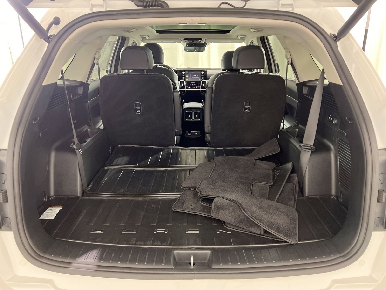 Used 2021 Kia Sorento EX image 26