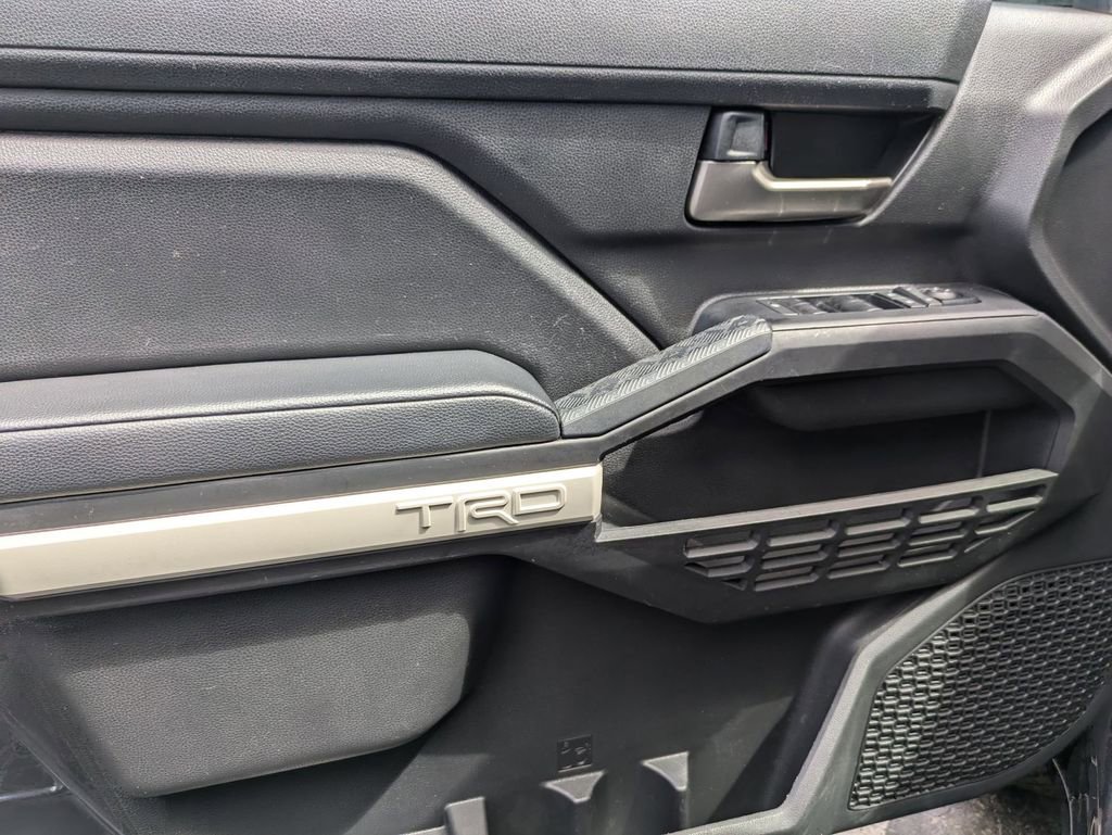 Used 2024 Toyota Tacoma TRD Off-Road image 11