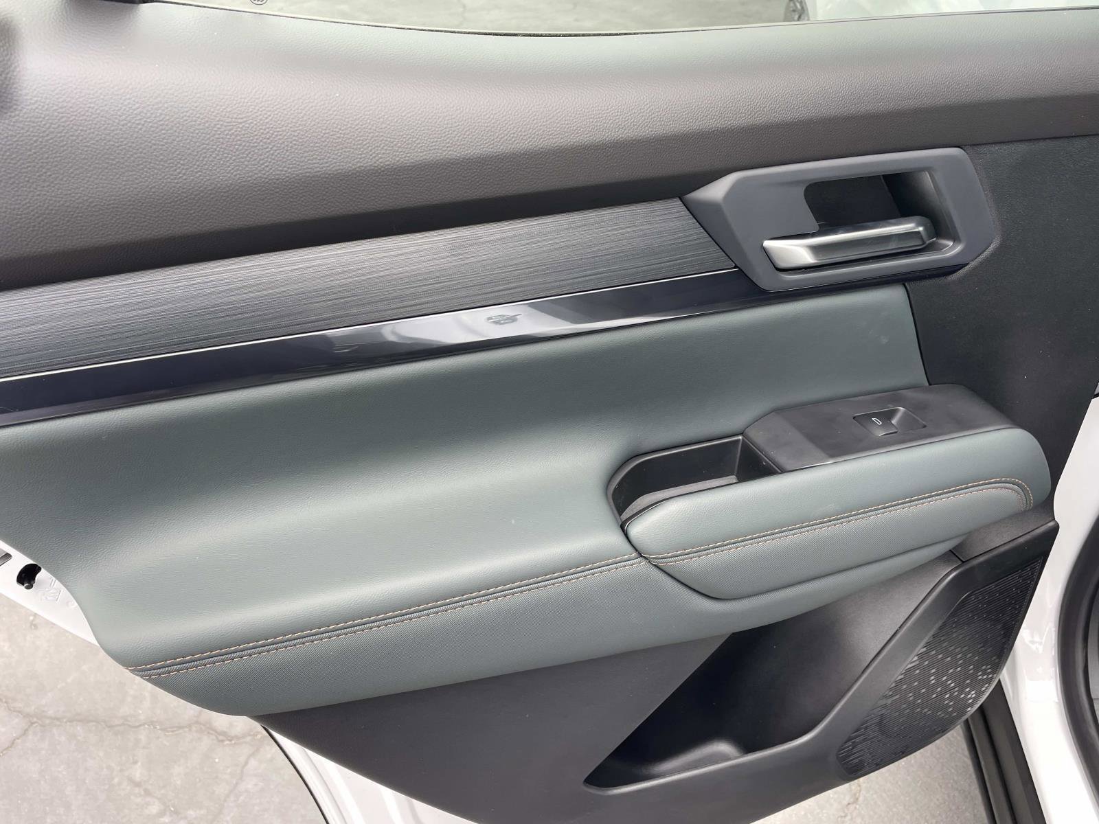 New 2026 GMC Terrain AT4 AWD/4WD image 23