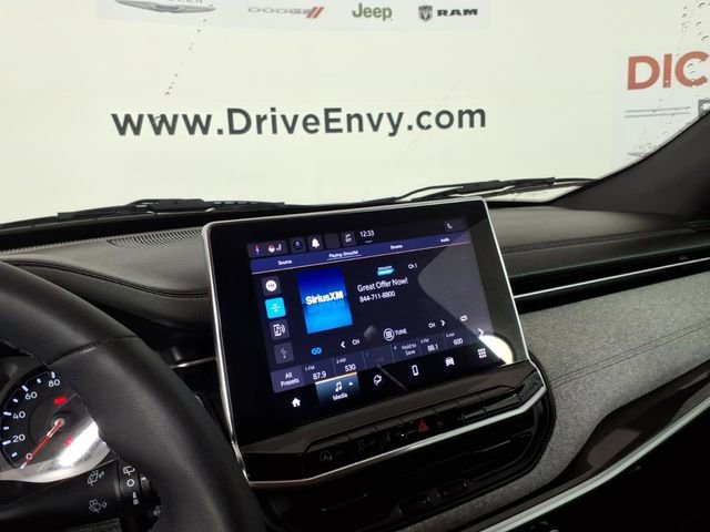 Used 2023 Jeep Compass Latitude image 26