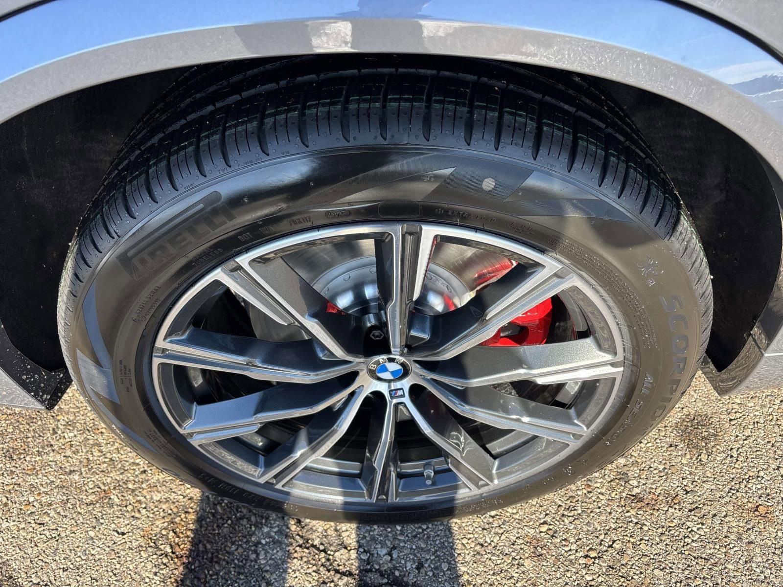 New 2026 BMW X5 xDrive50e w/ M Sport Package image 10