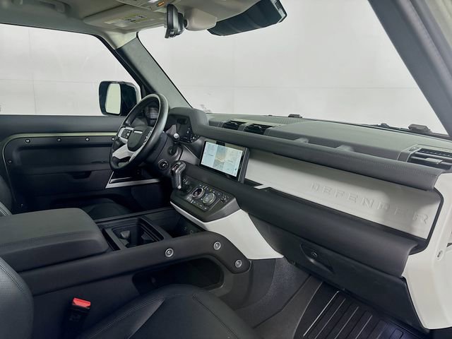 Used 2024 Land Rover Defender 110 S AWD/4WD image 29