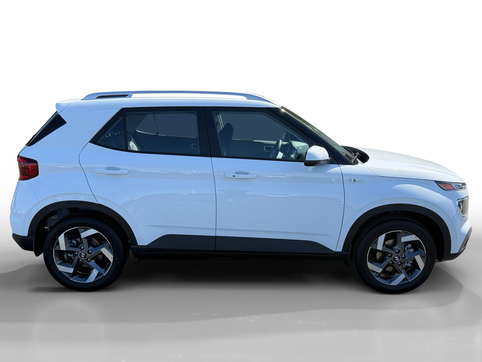 New 2026 Hyundai Venue SEL FWD image 6