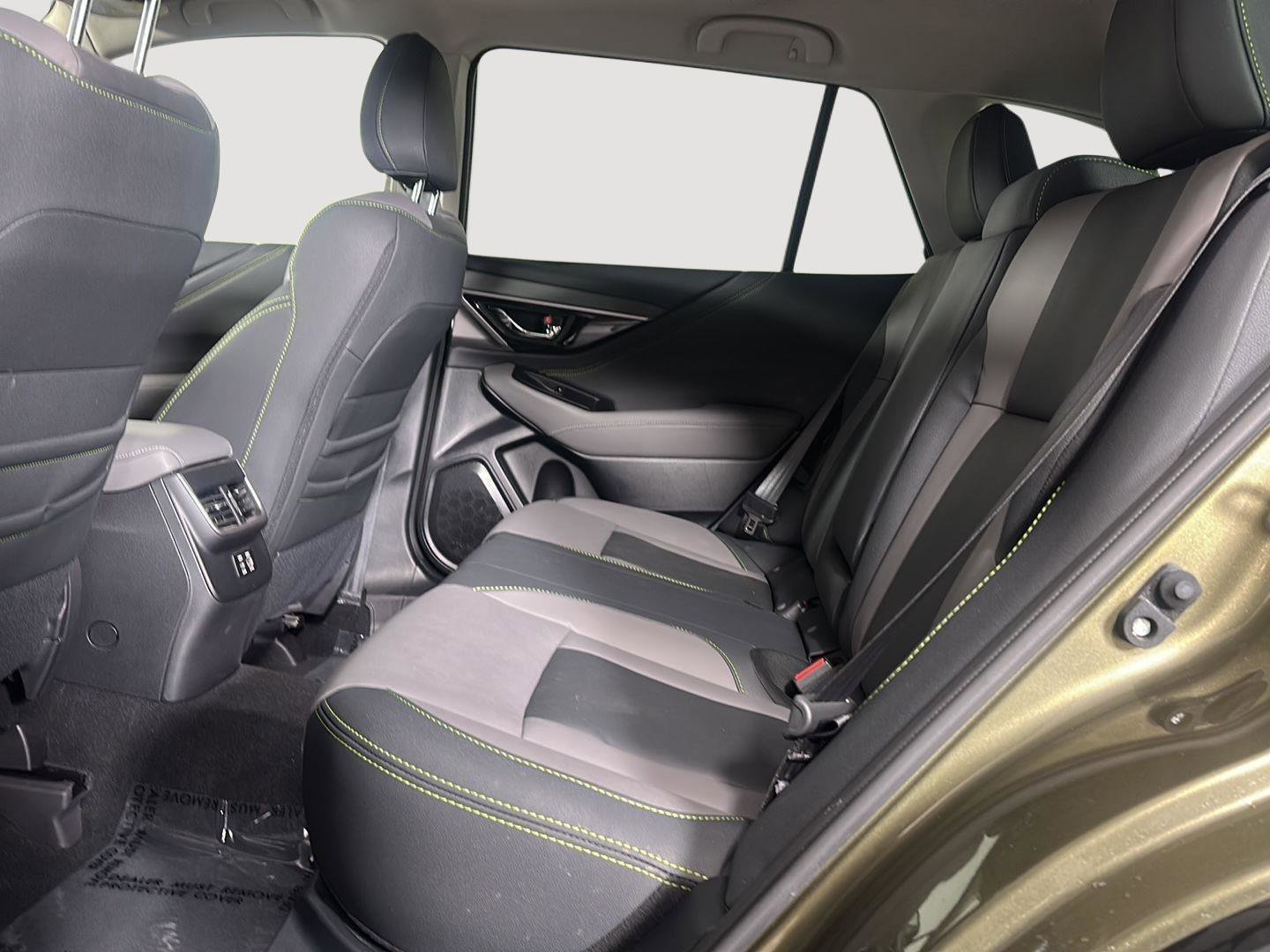 Used 2025 Subaru Outback Onyx Edition image 17