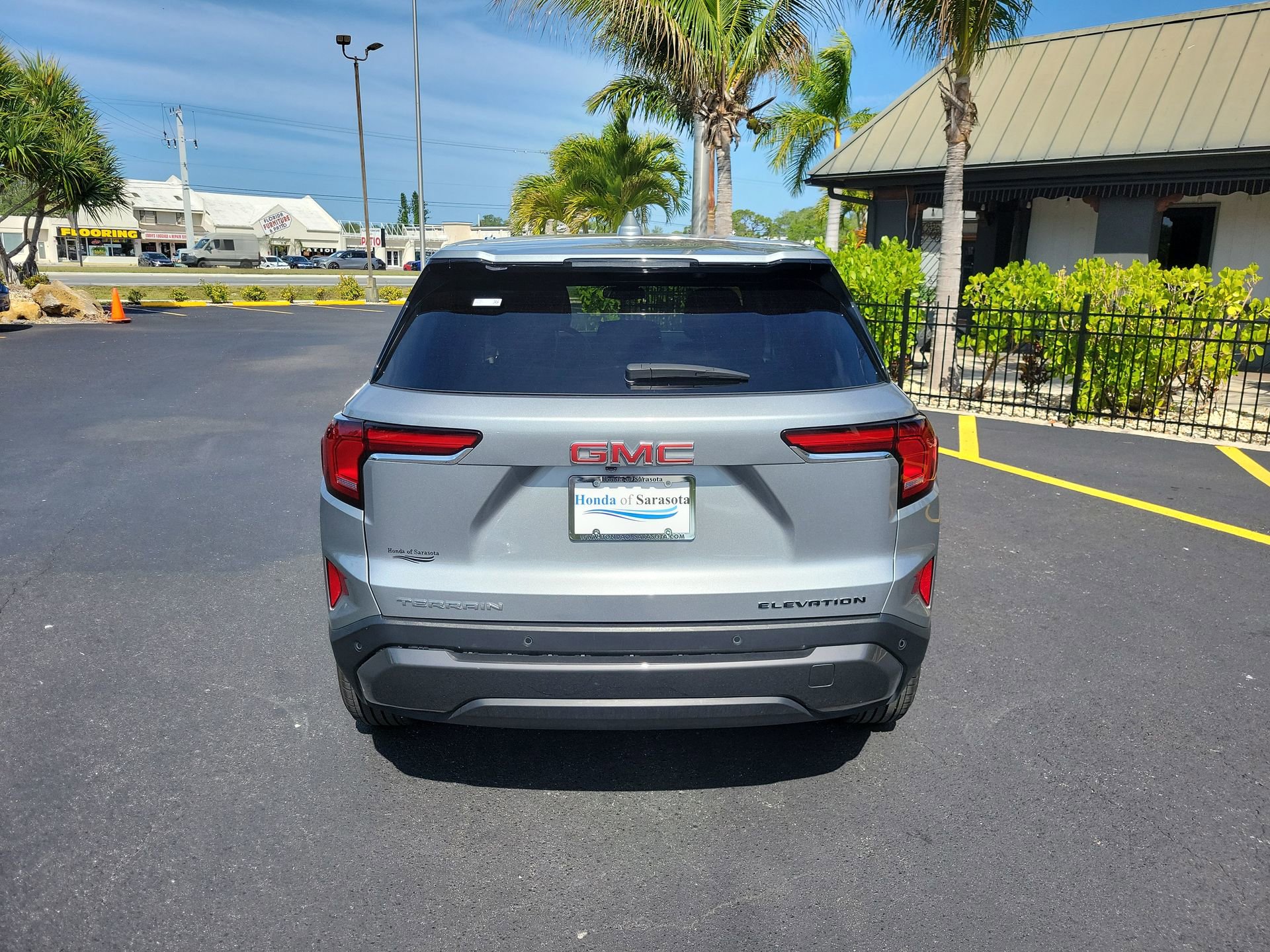 Used 2025 GMC Terrain Elevation FWD image 7