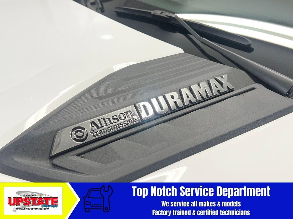 Used 2024 Chevrolet Silverado 2500 Custom w/ Custom Value Package image 5