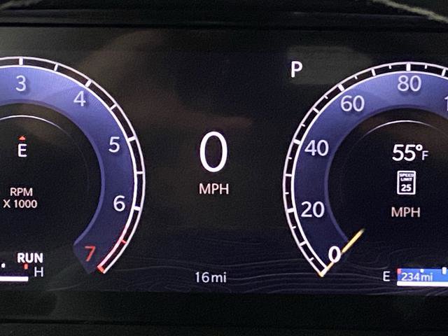 New 2026 Jeep Grand Cherokee Altitude image 6