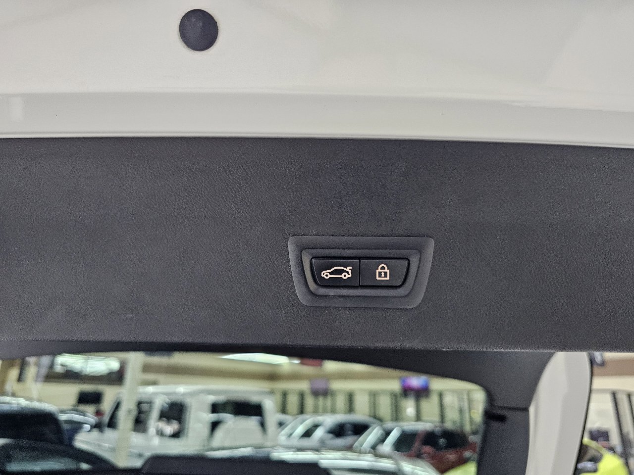 Used 2020 BMW X4 xDrive30i w/ Executive Package image 15