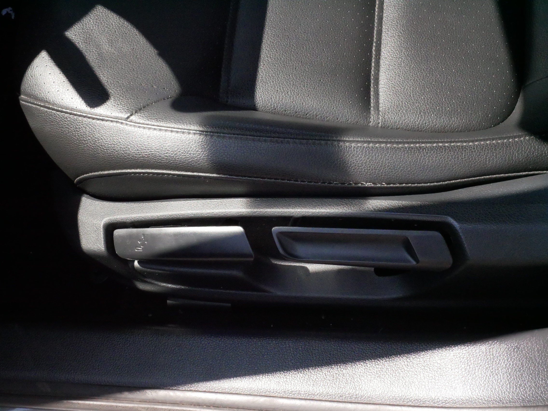 Used 2018 Volkswagen Jetta SE FWD image 20