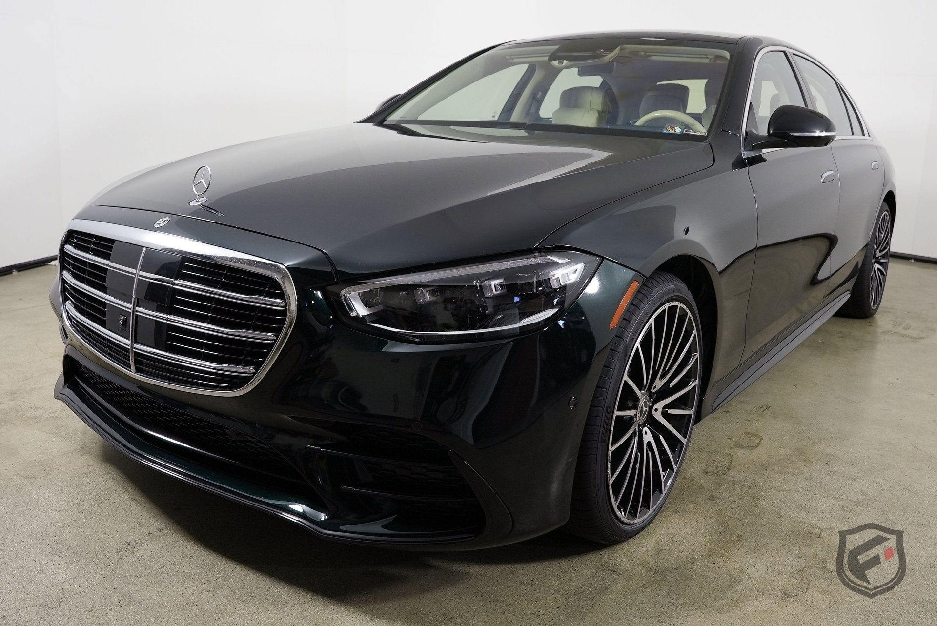 Used 2022 Mercedes-Benz S 580 4MATIC Sedan image 4
