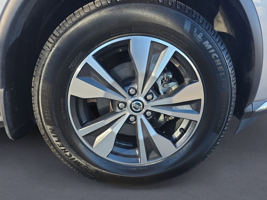 Used 2022 Nissan Murano SV w/ Cargo Package image 14