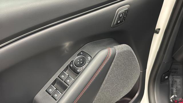 Used 2025 Ford Mustang Mach-E Premium w/ Sport Appearance Package image 22